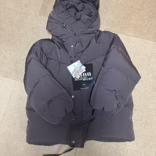 hgbb studio 브라운 후드패딩 새제품 팝니다