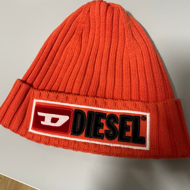 디젤 빅로고 립 비니