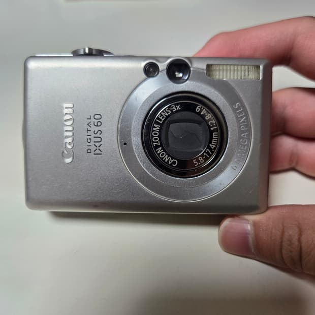 캐논 디지털 익서스 60 은색 카메라