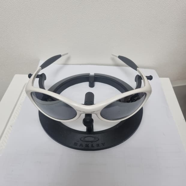 오클리 아이자켓 1.0 화이트