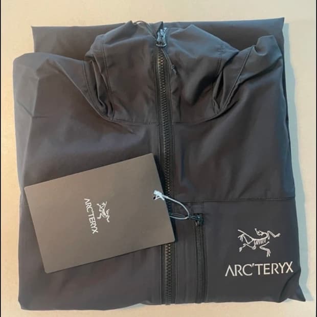 아크테릭스 스쿼미시 후드 블랙 M