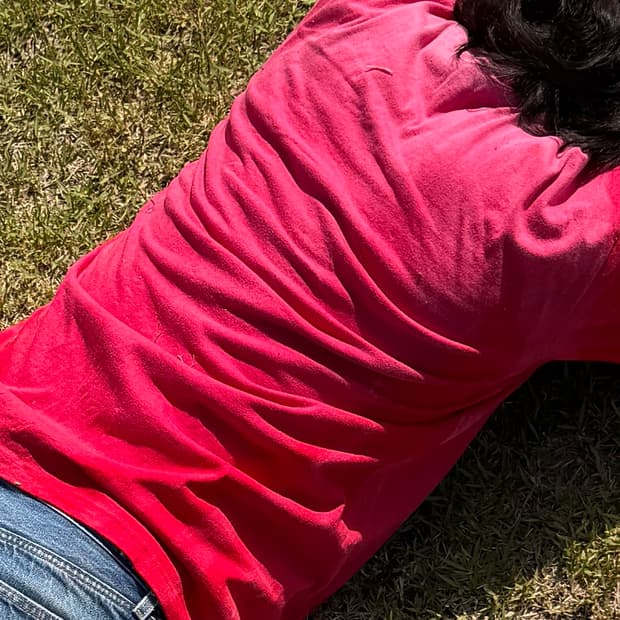 HAND-FADED RED T-SHIRT