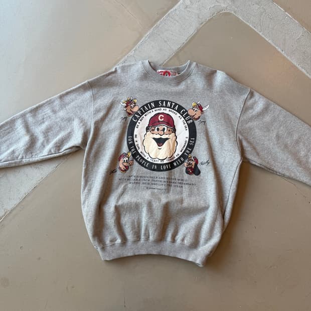 캡틴 산타 스웻셔츠