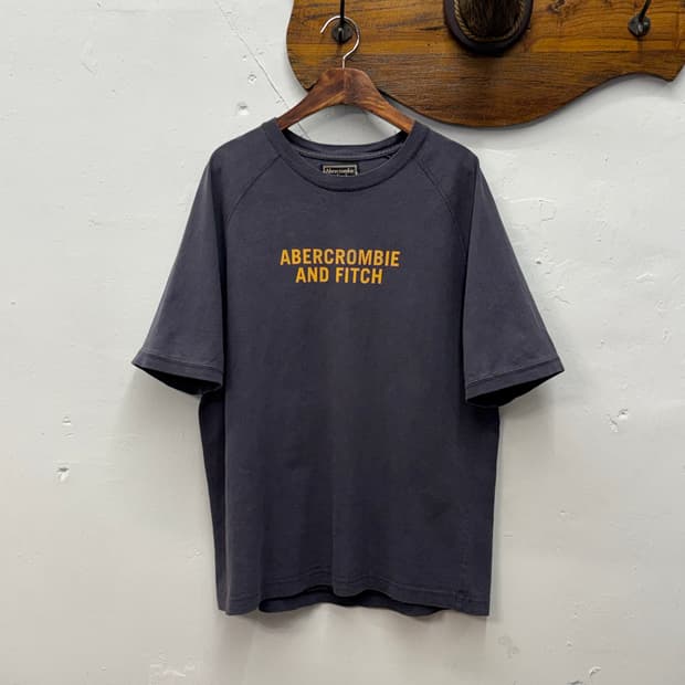 USA Abercrombie & Fitch Raglan T-shirt