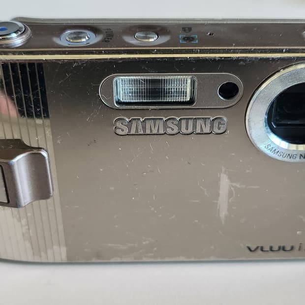 SAMSUNG VLUU i7 빈티지 디지털카메라(하자)