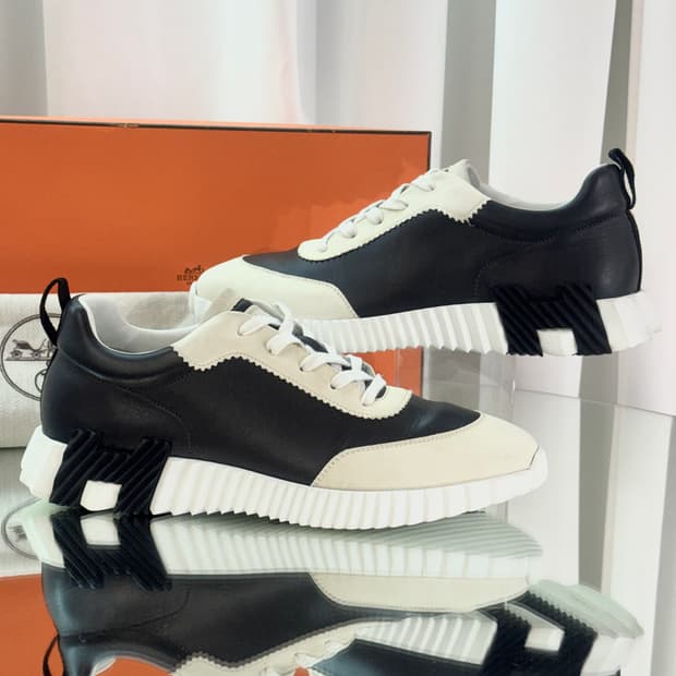 [정품] 에르메스 바운싱 스니커즈 카프스킨 스웨이드 블랙 화이트 42