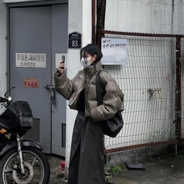 트리밍버드 레더 패딩 모카그레이