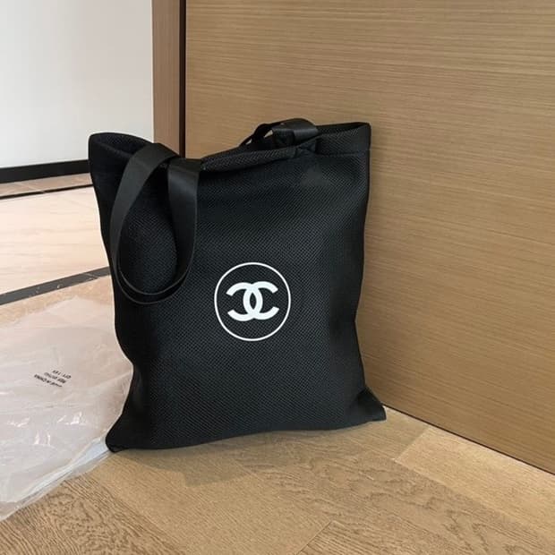 샤넬 뷰티 메쉬 에코백