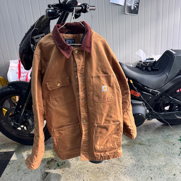 칼하트 초어자켓