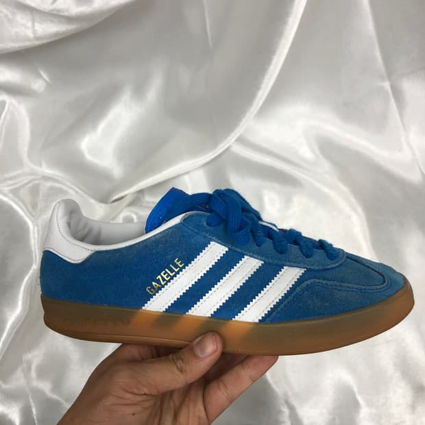 아디다스 가젤 스니커즈 사이즈240 