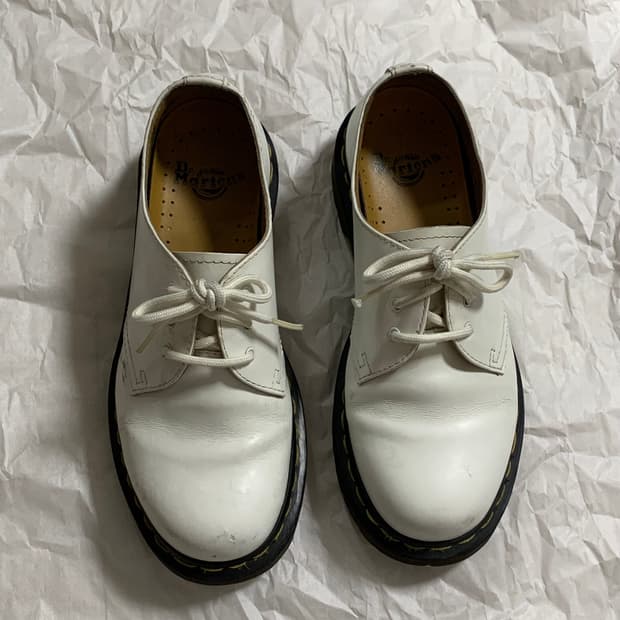 닥터마틴3홀 UK4 