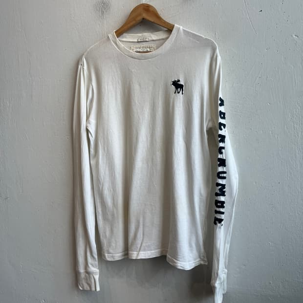 아베크롬비 아플리케 롱슬리브 