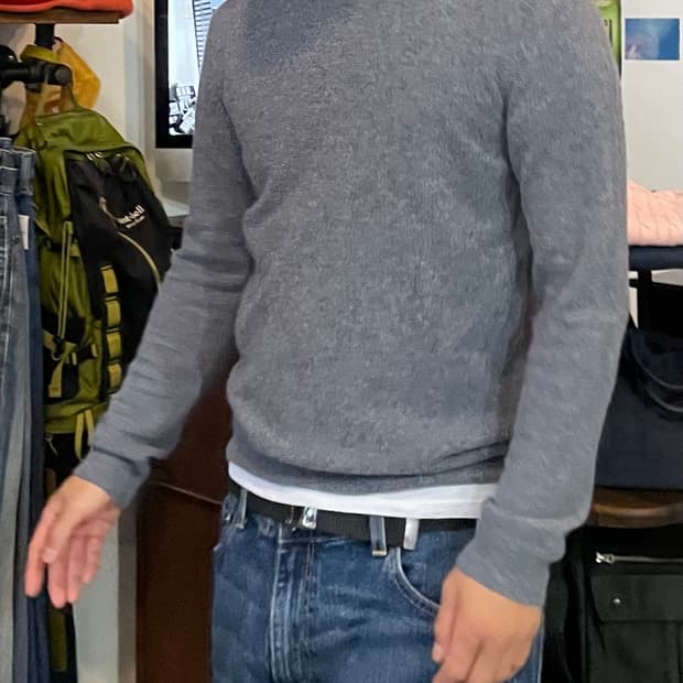 솔리드 옴므 그레이 니트 100