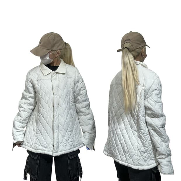 버버리 퀼팅 화이트 패딩 점퍼 L