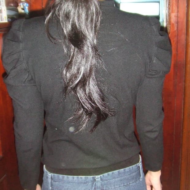 Vintage Black Frill Knit 