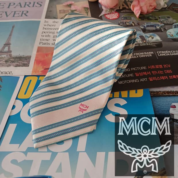 MCM 실크 스카이블루 스트라이프 넥타이 9.2cm A+등급 A19282