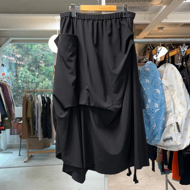 케이코 키시 드레이프 스커트