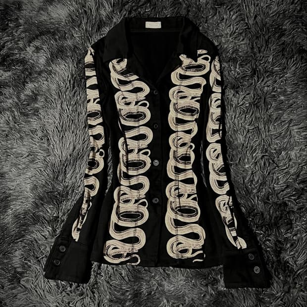 HYSTERIC GLAMOUR 스네이크 패턴 블랙 스웻 셔츠