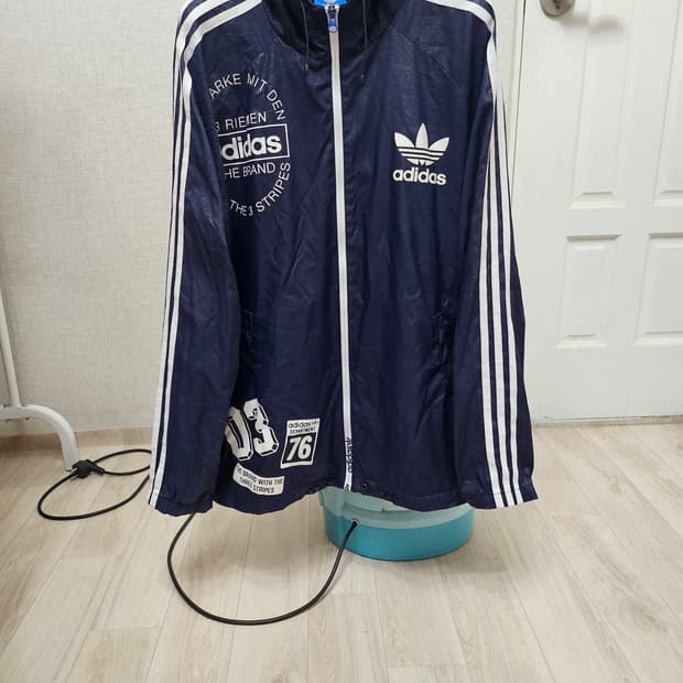 (110)2XL☆초대장급☆ 아디다스 파이어버드 빅로고 [네이비] 바람막이
