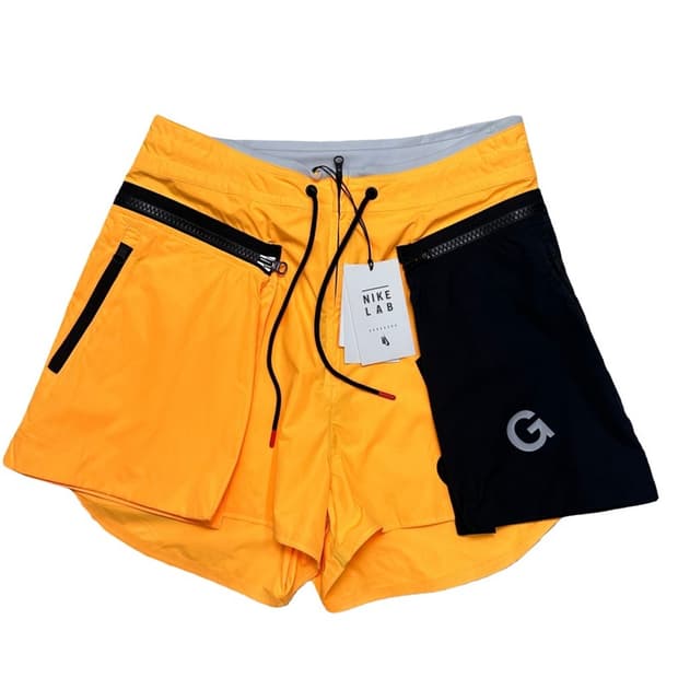 (새상품) NIKE ACG 카고 쇼츠 레이저 오렌지 S