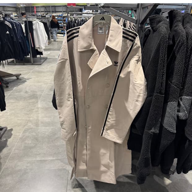 아디다스 트렌치코트