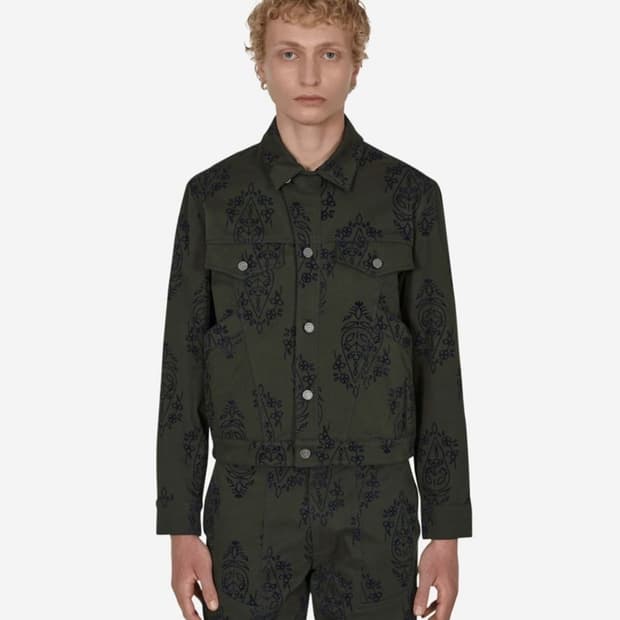 [XL] 파리아 파르자네 벨벳 자수 트러커