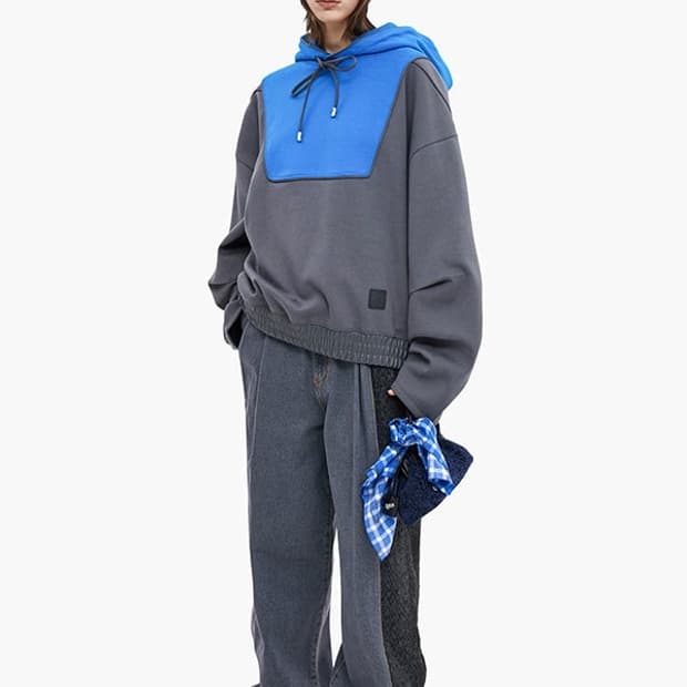 아더에러 sturdy hoodie A1