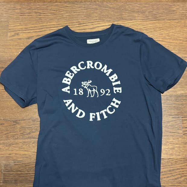 아베크롬비 네이비 반팔 M