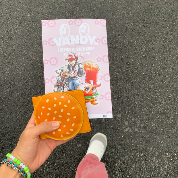 Vandy the pink 햄버거 지갑