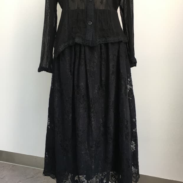 Black gothic lace skirt 