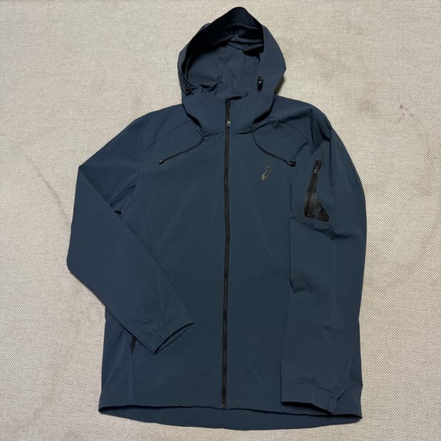 아식스 후드 윈드브레이커