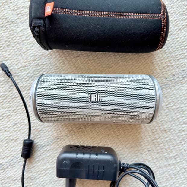 JBL Flip 플립 1세대 블루투스 스피커 구성품 포함
