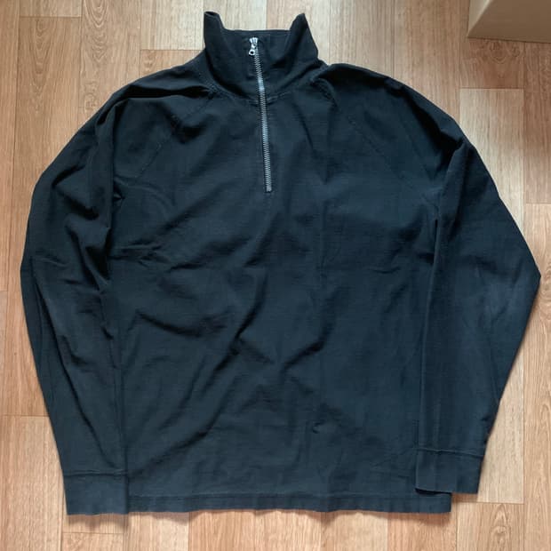 아워레가시 하프집업