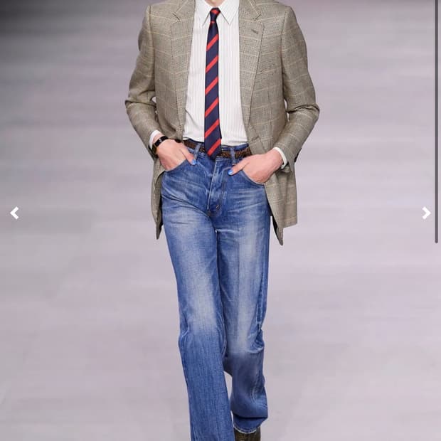 구매) 셀린느 20ss 유니온워시 플레어진 구합니다