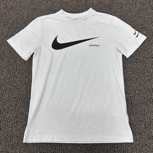 NIKE 나이키 여성 반팔티셔츠 화이트 M
