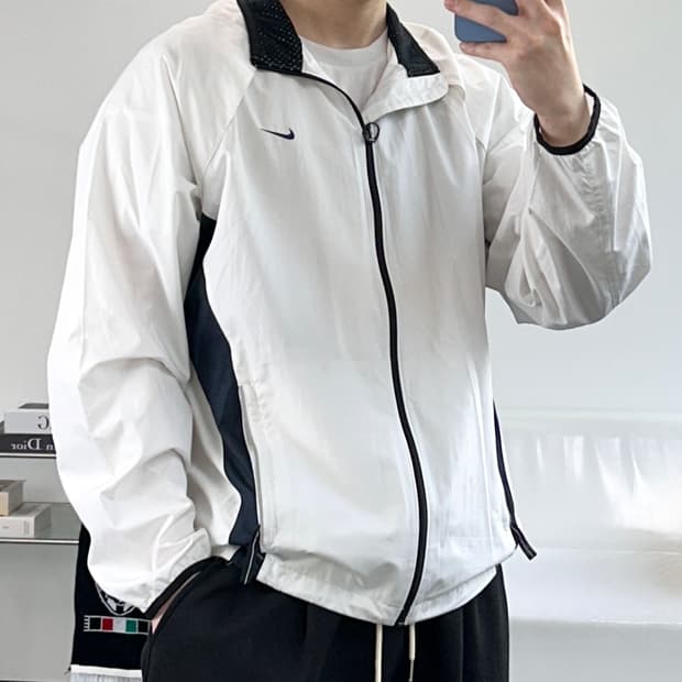나이키 올드스쿨 오레오 바람막이 L 