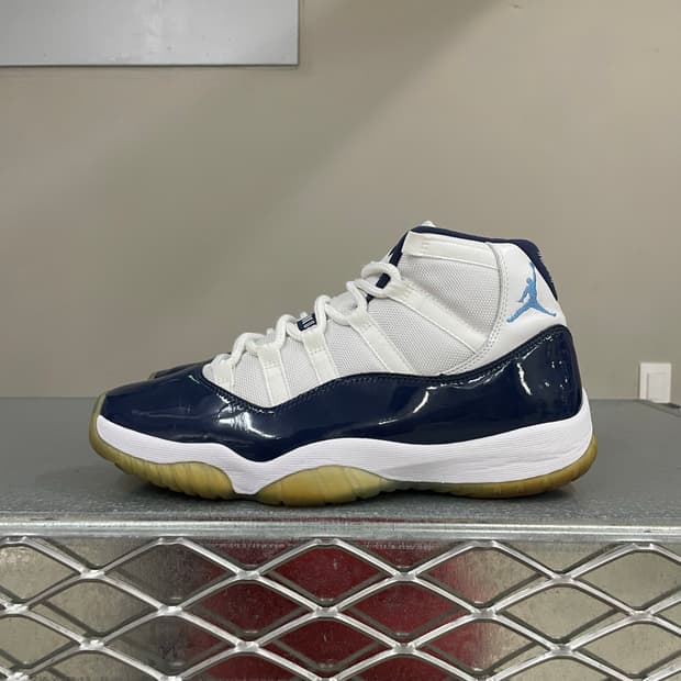 나이키 조던11 윈라이크 280