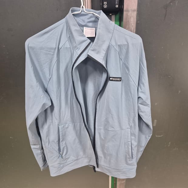 디스커버리 바람막이