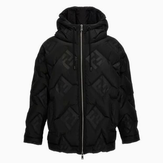 FENDI 모노그램 퀼팅 패딩 점퍼 – 남녀공용, 최상급 컨디션