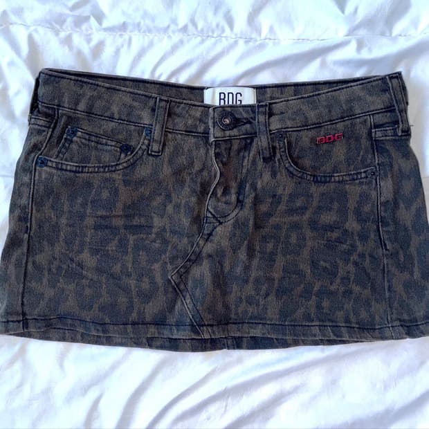 Urban Outfitters BDG leopard mini skirt