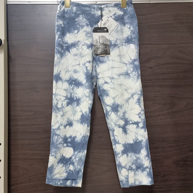 노스페이스 블루화이트패턴 7부 레깅스 (스몰사이즈) 택달린 새상품