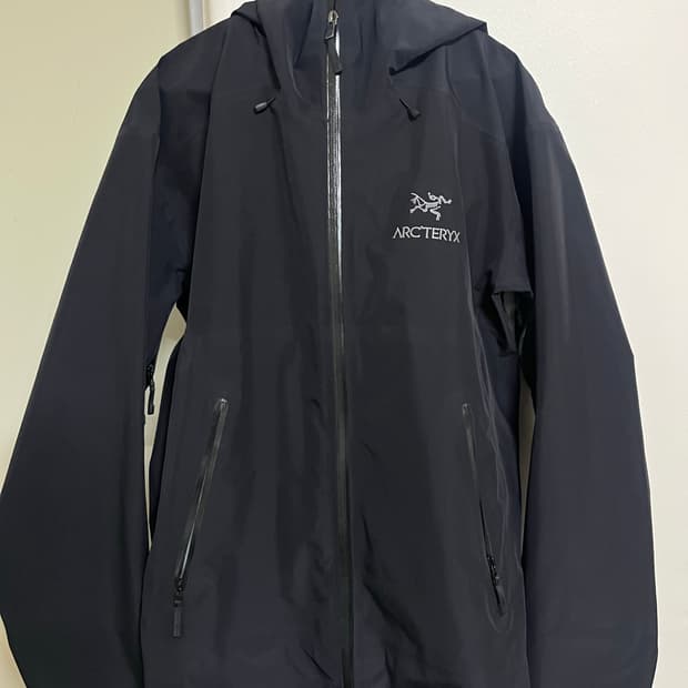 아크테릭스 베타LT 블랙 M