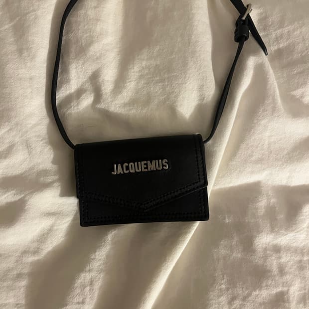 자크뮈스 르 포르테 아주르 카드지갑 블랙