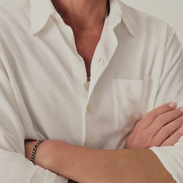 white draped linen lounge lizard shirt