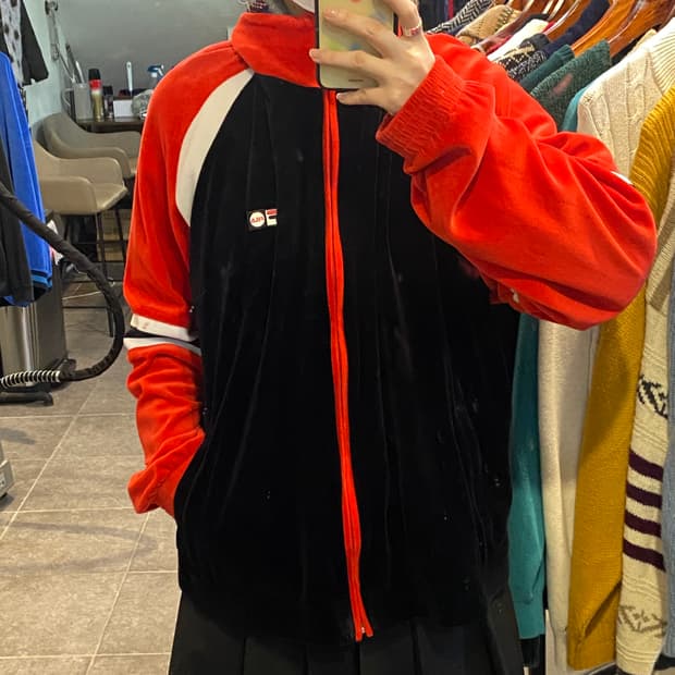 [NO.9] FILA 벨벳 져지