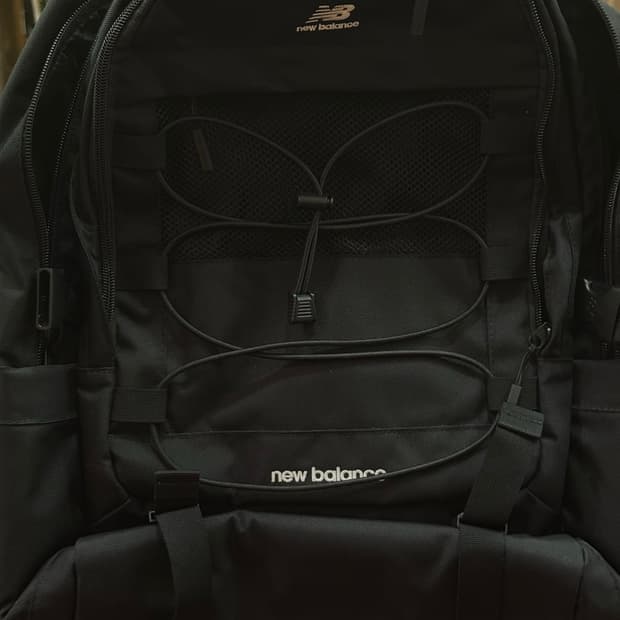 뉴발란스 백팩