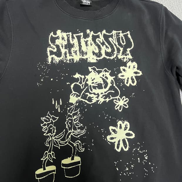 스투시 드림배드 맨투맨 M