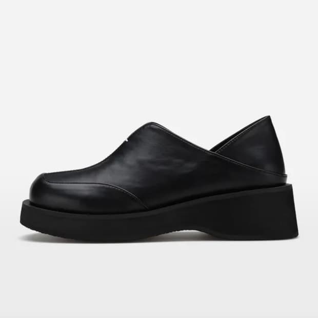 솔트앤초콜릿 그레디 클랙식 로퍼 (뮬 2way) 235 새상품