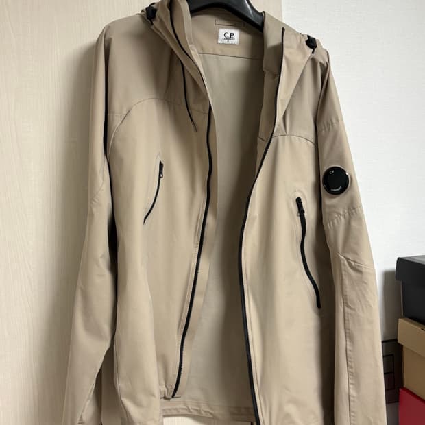 CP컴퍼니 프로텍 바람막이