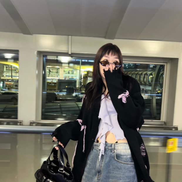 김아홉 그런지 나비 태슬 가디건 (black)